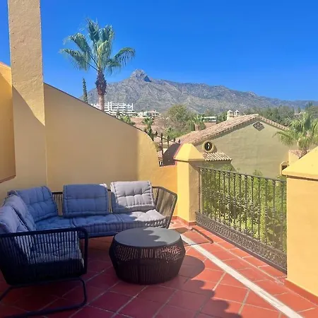 New Modern Townhouse Golden Mile Apartment Marbella