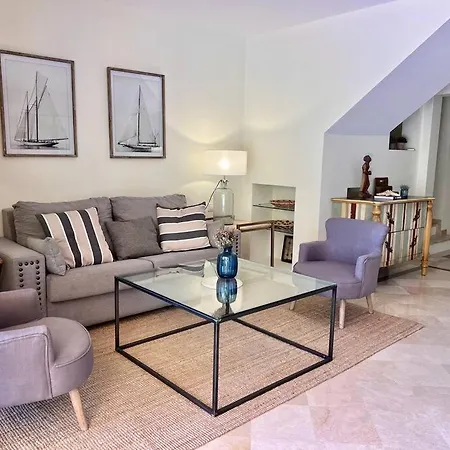 New Modern Townhouse Golden Mile Apartment Marbella