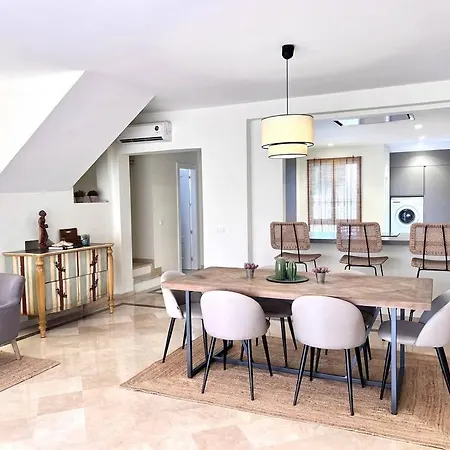New Modern Townhouse Golden Mile Marbella